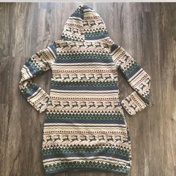Reindeer Fair Isle Tunic Hoodie - Picture 2 of 5